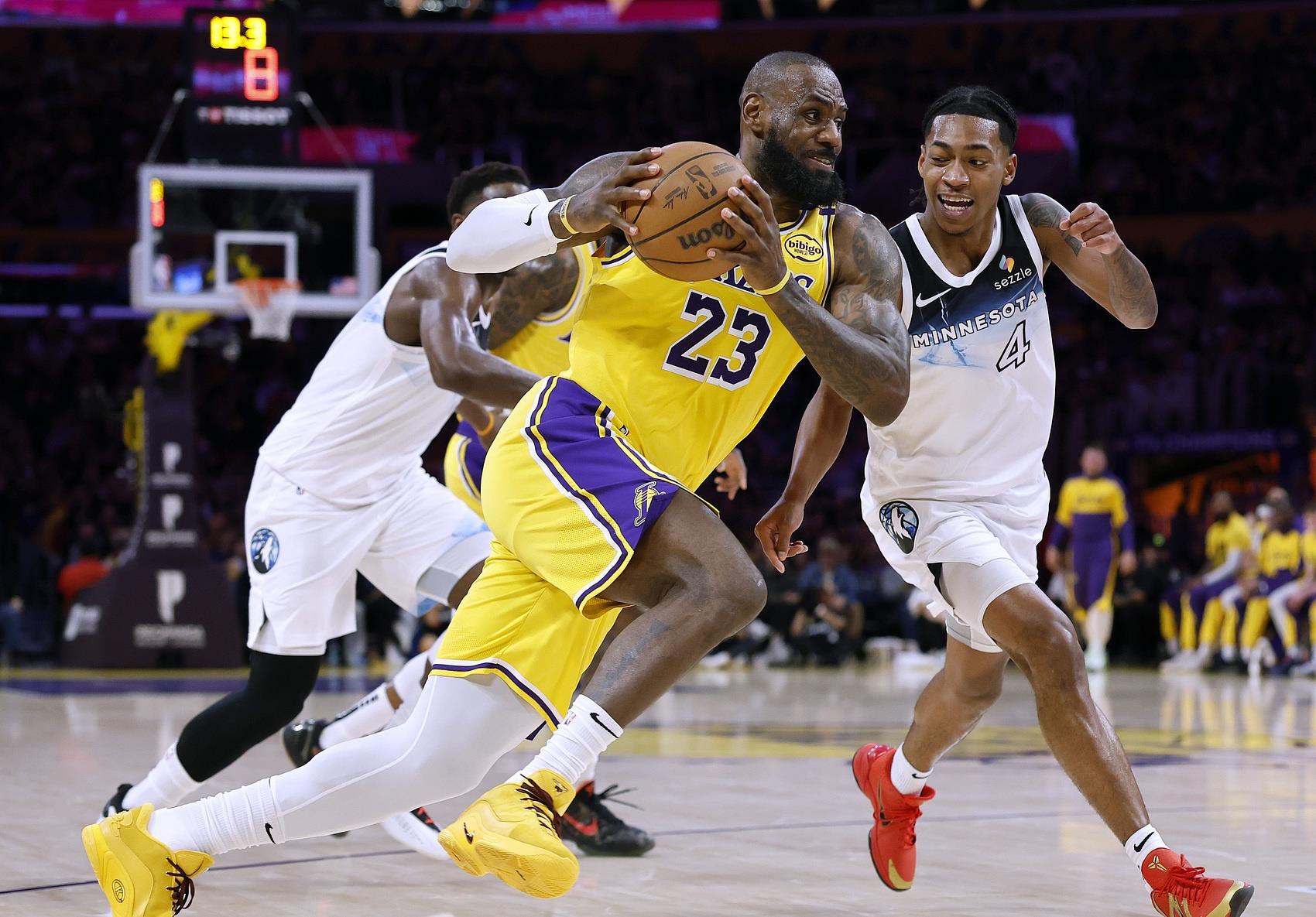 四年冲冠梦碎！湖人引援关键目标生变，退堂鼓背后藏多重考量